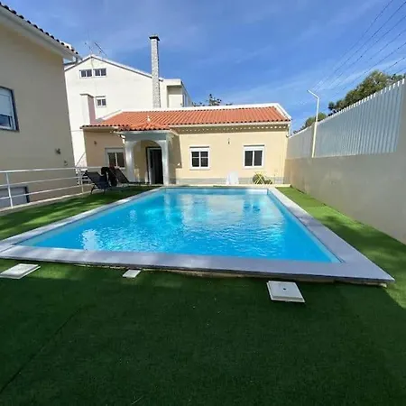 Cozy House Apartmán Charneca (Setubal)