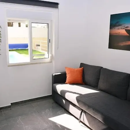 Cozy House Apartmán Charneca (Setubal)